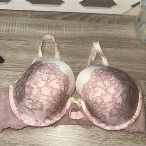 Victoria’s Secret Dream Angels, Perfect Coverage, Faux Lace Bra Size 36D